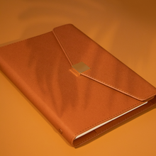 Load image into Gallery viewer, Refillable leather Journal /notebook. (with personalization)

